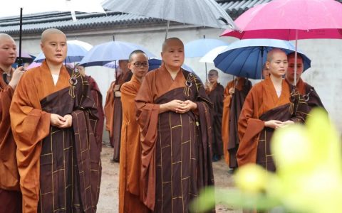 大慈禅寺启建念佛堂围墙项目洒净法会