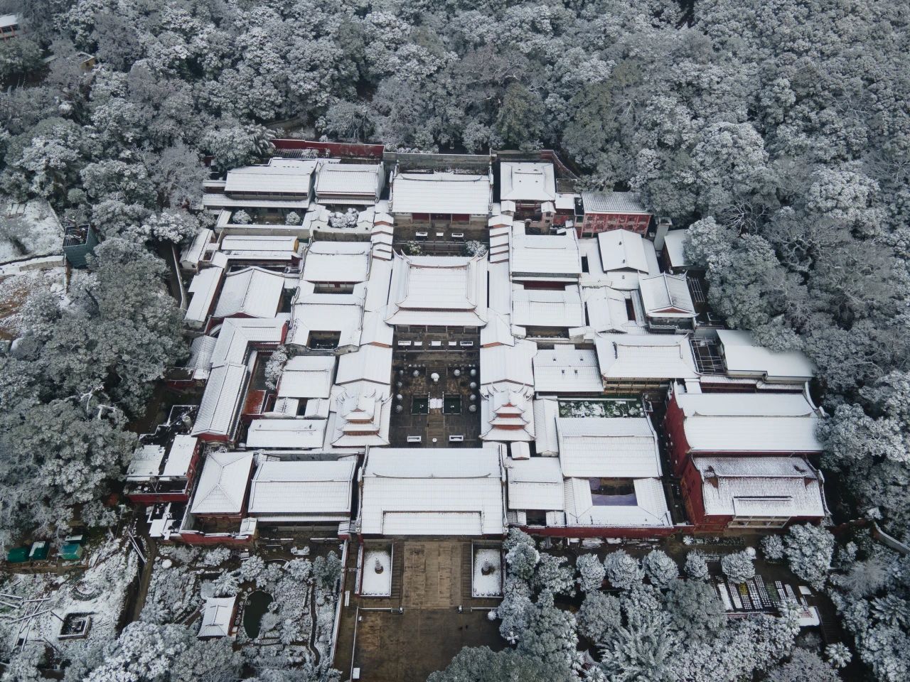 敬颂时绥，顺问冬安 ▍福建宝刹雪景大赏