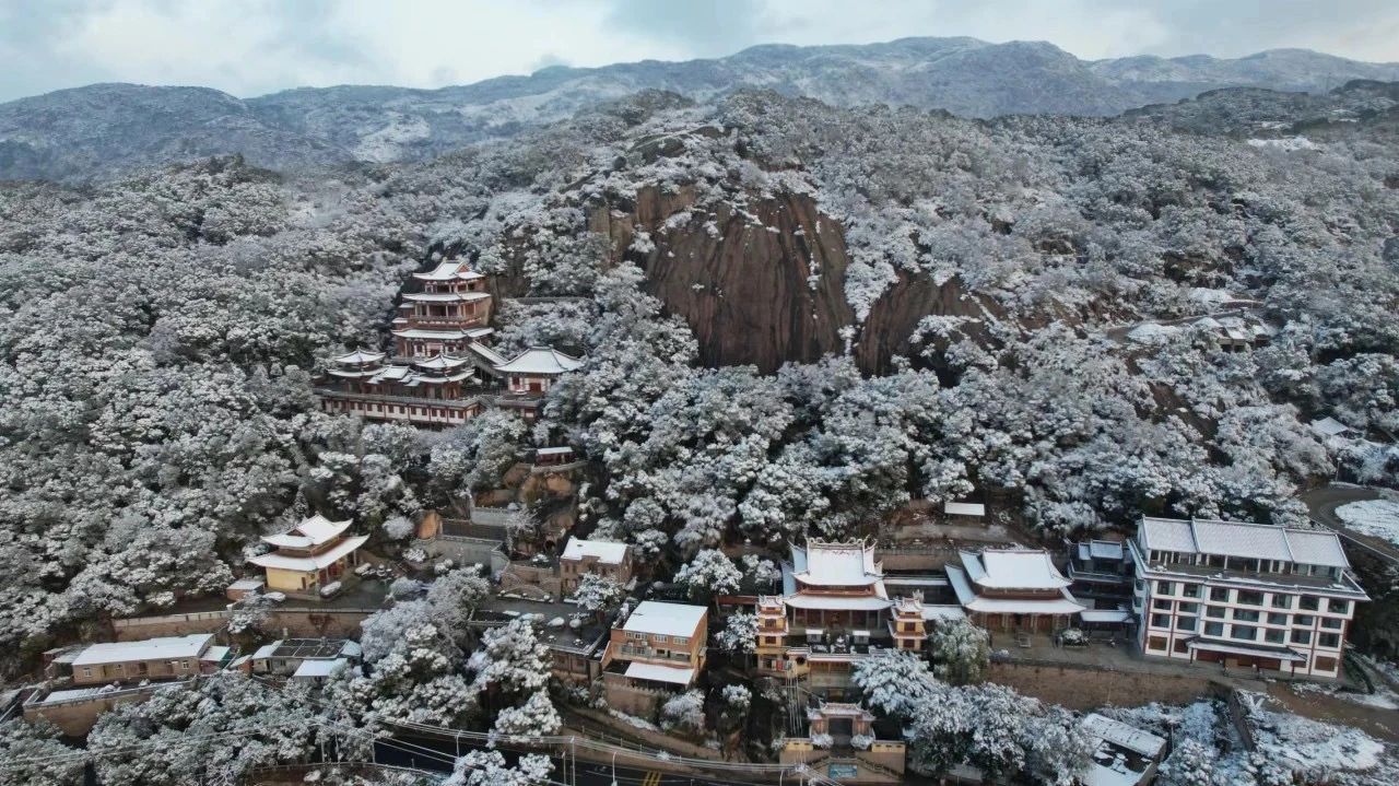 敬颂时绥，顺问冬安 ▍福建宝刹雪景大赏