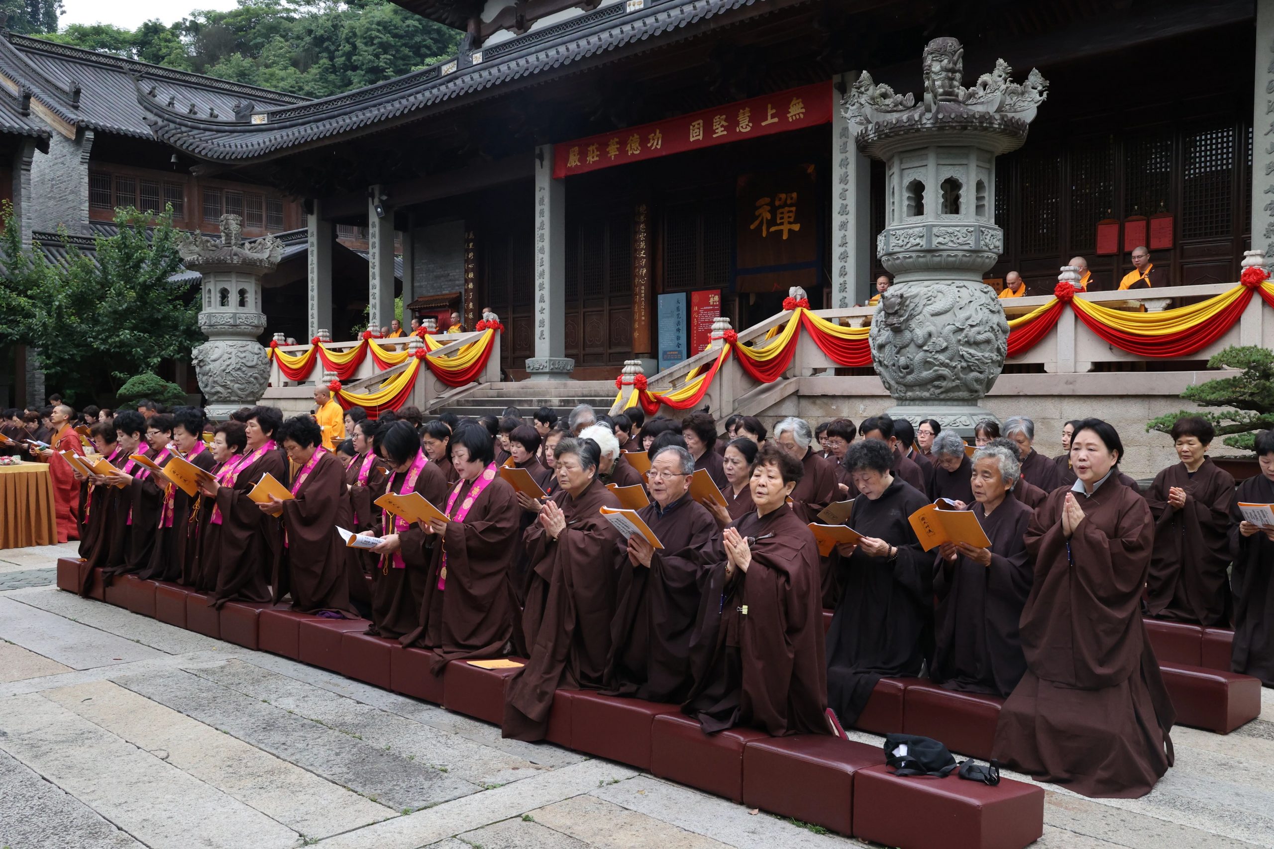 华严法会 | 头陀寺供佛斋天圆满 天人同欢喜