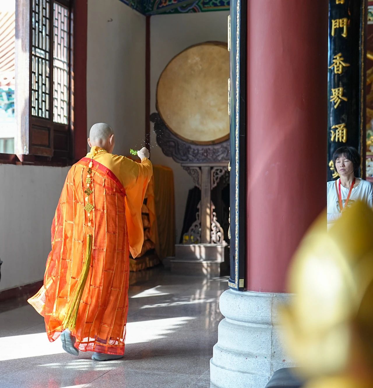 普陀寺大悲七共修法会熏坛洒净正式起七