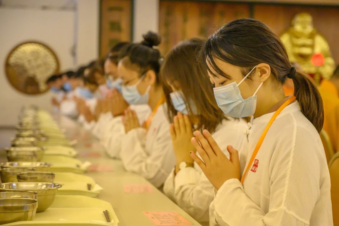 一日禅报名丨12月7日，来体验禅的平静与力量